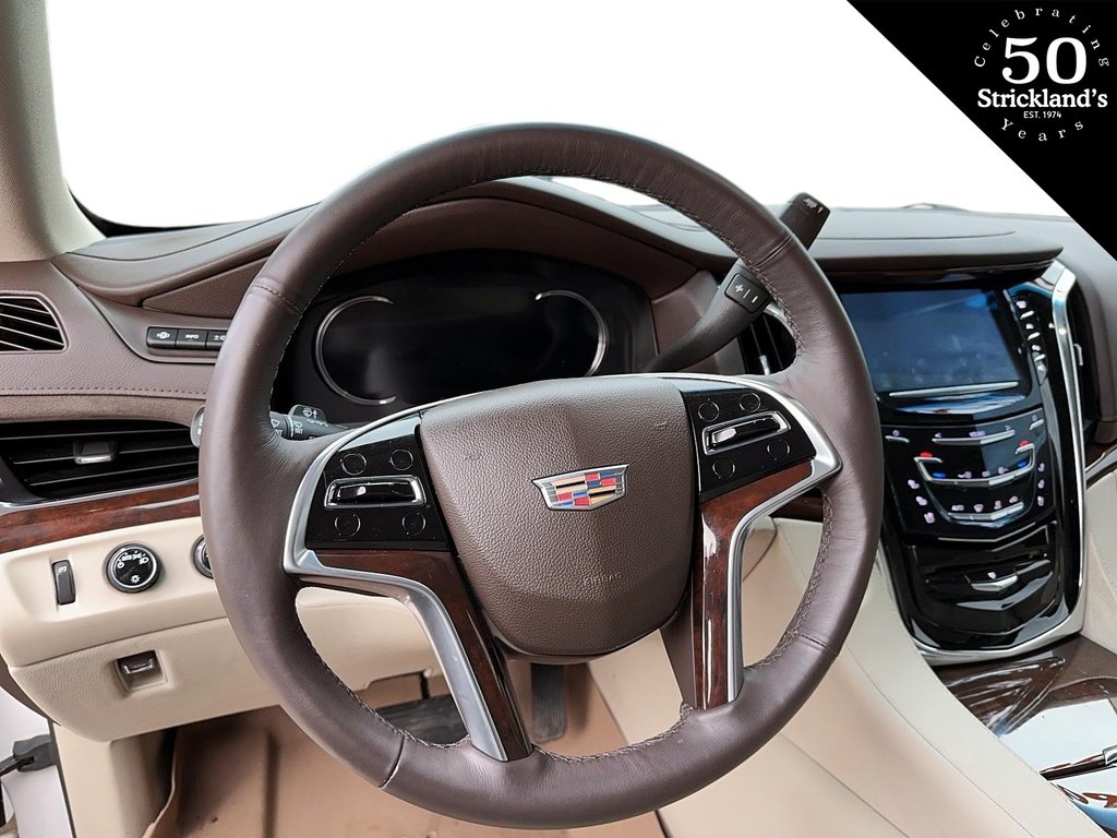 2017  Escalade Premium in Brantford, Ontario - 9 - w1024h768px