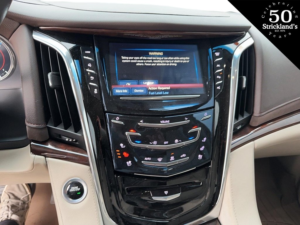 2017  Escalade Premium in Brantford, Ontario - 11 - w1024h768px