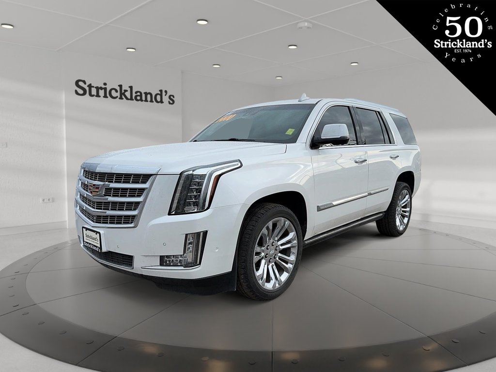 2017  Escalade Premium in Brantford, Ontario - 1 - w1024h768px