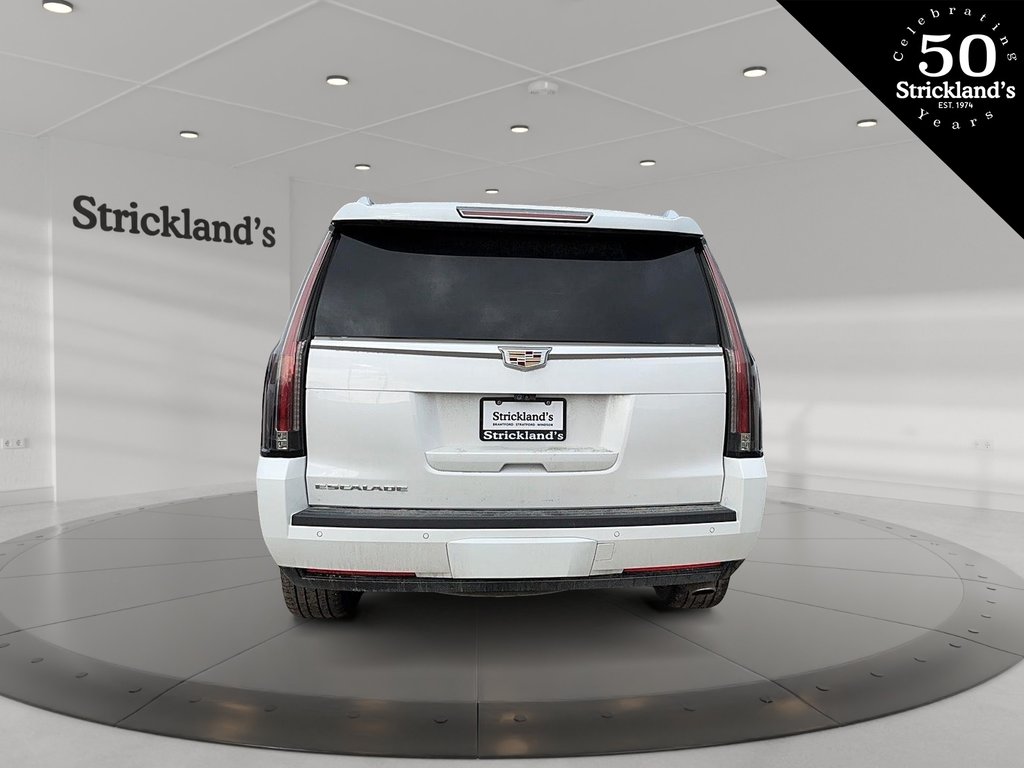 2017  Escalade Premium in Brantford, Ontario - 3 - w1024h768px