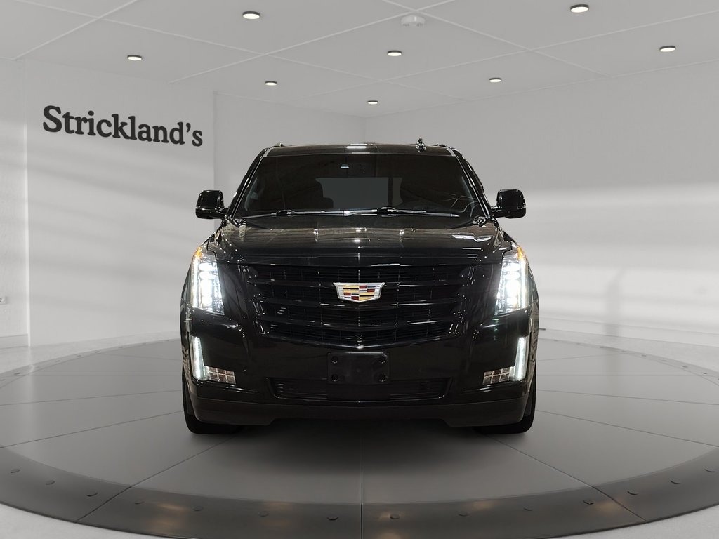 2020 Cadillac Escalade Premium Luxury in Stratford, Ontario - 2 - w1024h768px