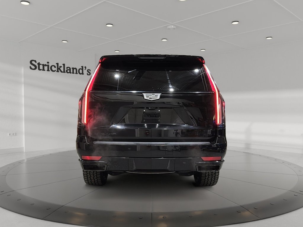 2021 Cadillac Escalade Sport in Brantford, Ontario - 3 - w1024h768px