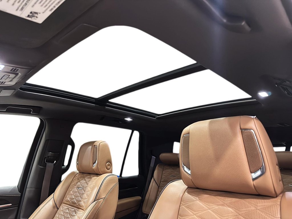 2021 Cadillac Escalade Sport in Brantford, Ontario - 16 - w1024h768px