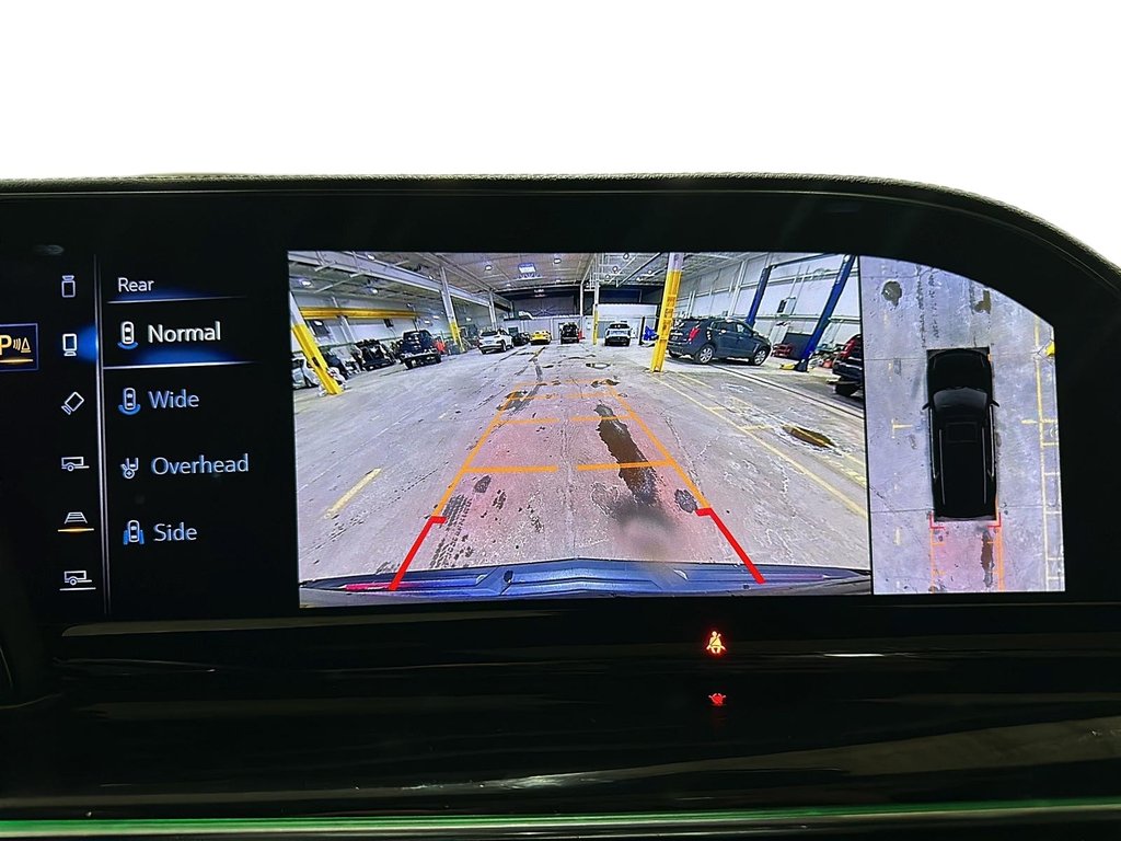 2024 Cadillac Escalade 4WD Sport in Stratford, Ontario - 17 - w1024h768px