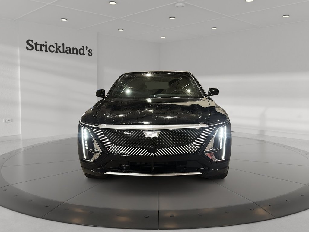 2024 Cadillac LYRIQ 4dr Tech w/1SA in Brantford, Ontario - 2 - w1024h768px