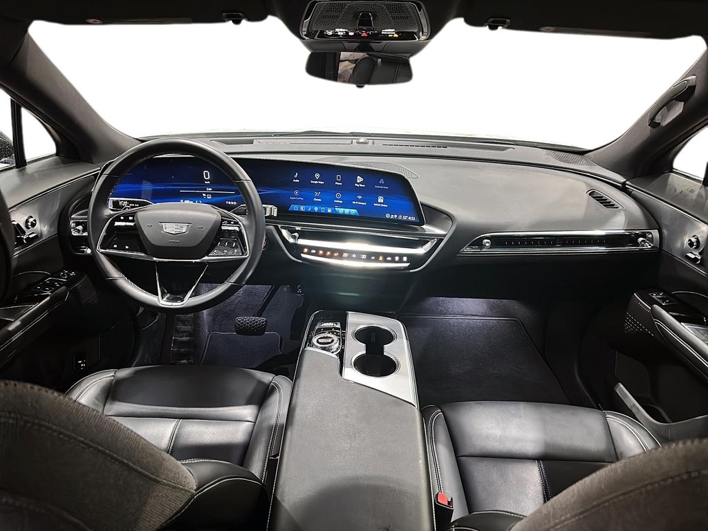 2024 Cadillac LYRIQ 4dr Tech w/1SA in Stratford, Ontario - 9 - w1024h768px