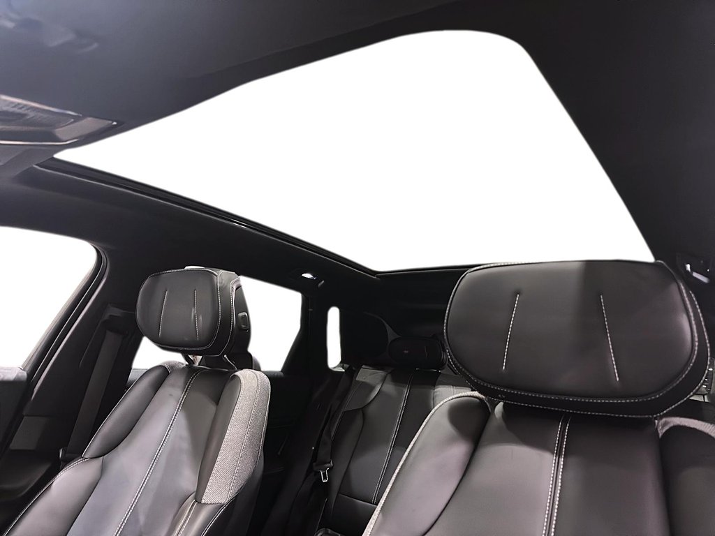 2024 Cadillac LYRIQ 4dr Tech w/1SA in Stratford, Ontario - 15 - w1024h768px