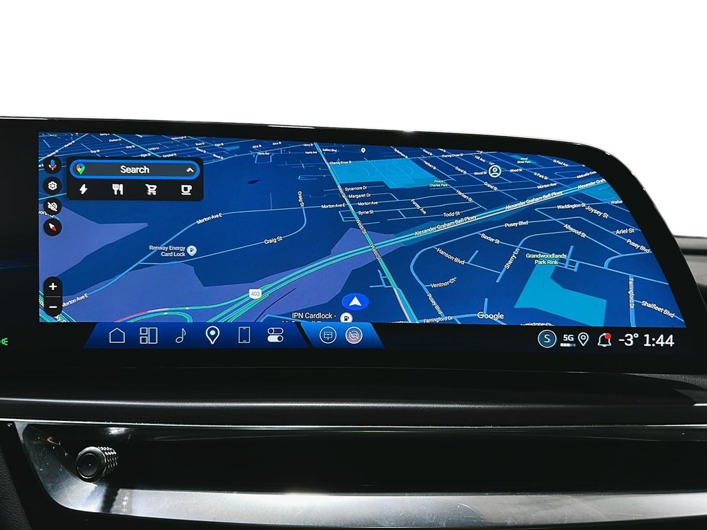 2024 Cadillac LYRIQ 4dr Tech w/1SA in Stratford, Ontario - 17 - w1024h768px