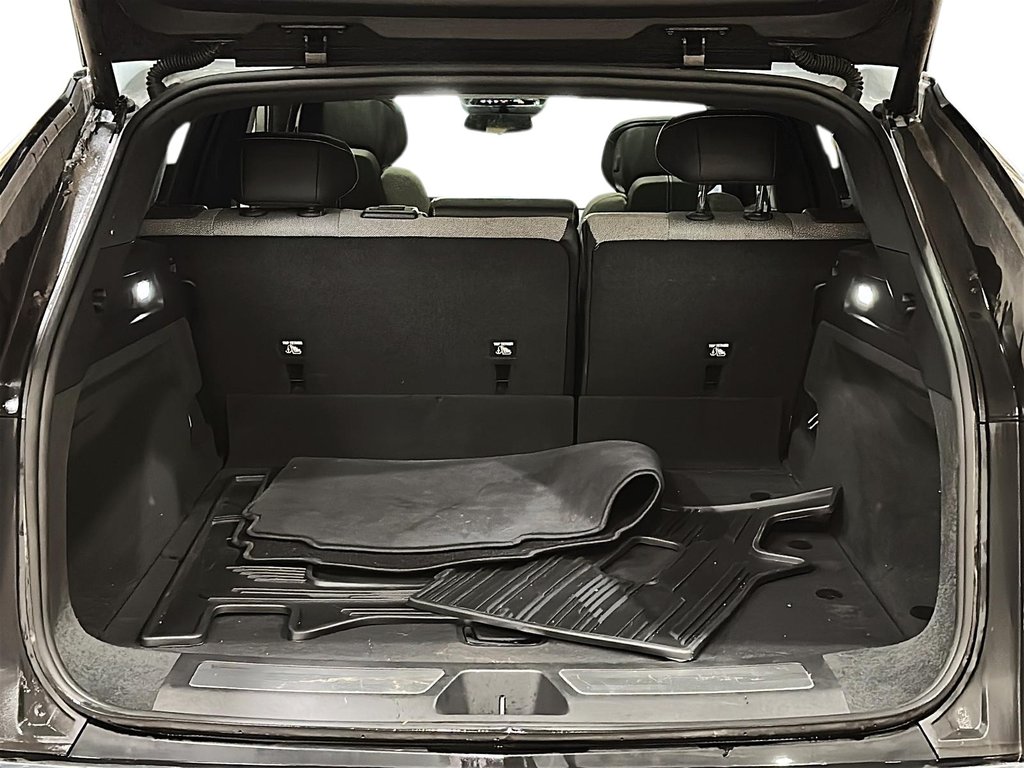 2024 Cadillac LYRIQ 4dr Tech w/1SA in Stratford, Ontario - 6 - w1024h768px