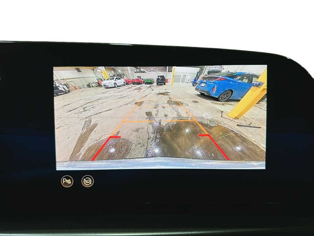 2024 Cadillac LYRIQ 4dr Tech w/1SA in Stratford, Ontario - 16 - w1024h768px