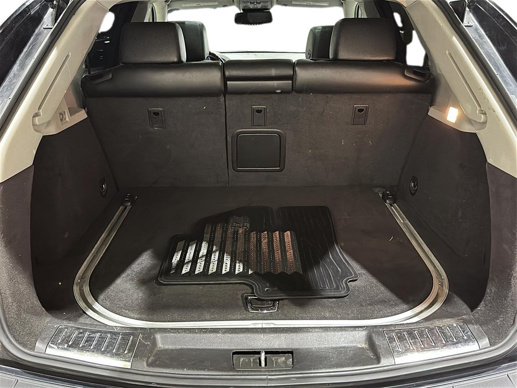 2011 Cadillac SRX AWD V6 Luxury and Performance 1SC in Stratford, Ontario - 6 - w1024h768px