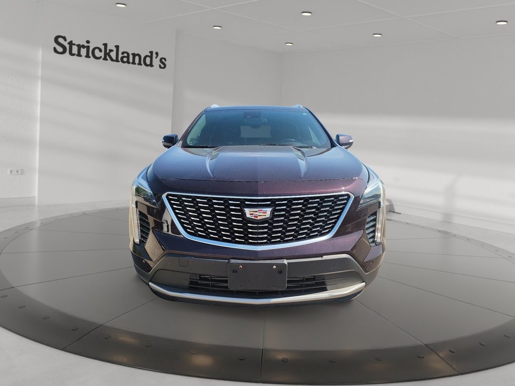 2021 Cadillac XT4 Premium Luxury AWD in Brantford, Ontario - 2 - w1024h768px