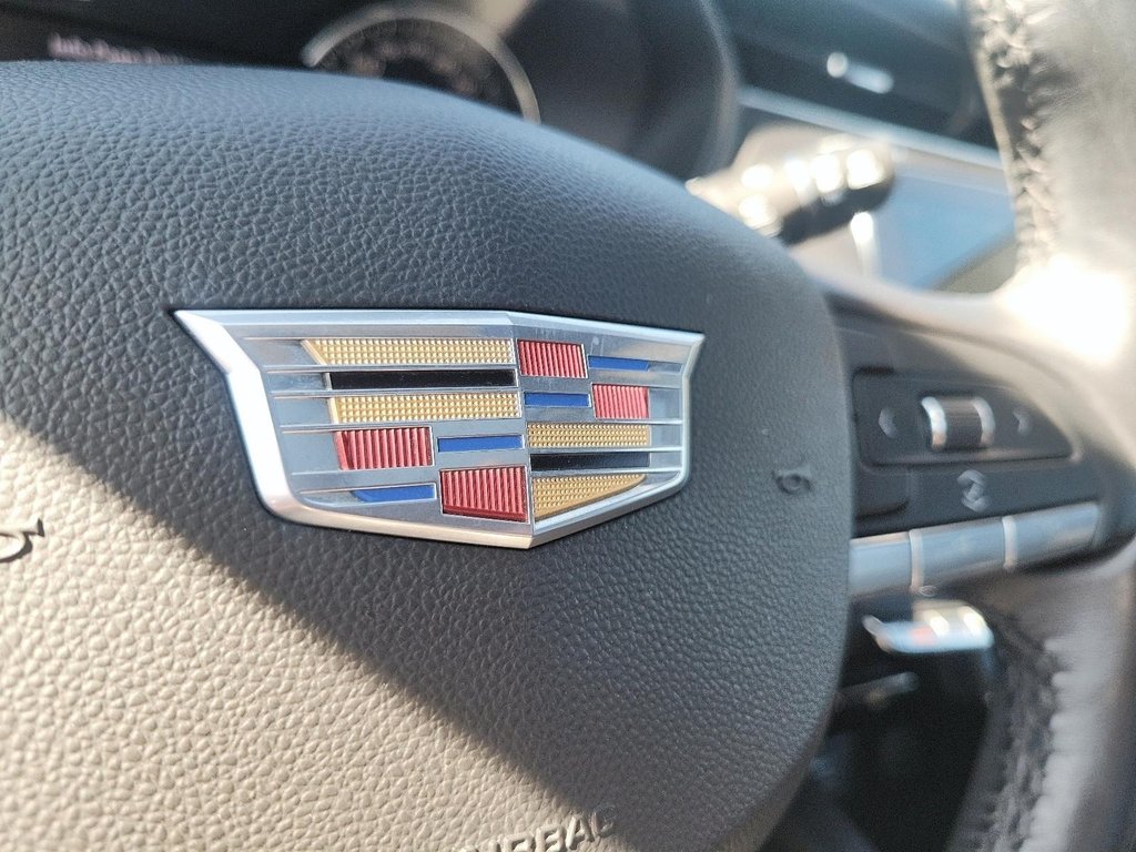 2021 Cadillac XT4 Premium Luxury AWD in Brantford, Ontario - 21 - w1024h768px