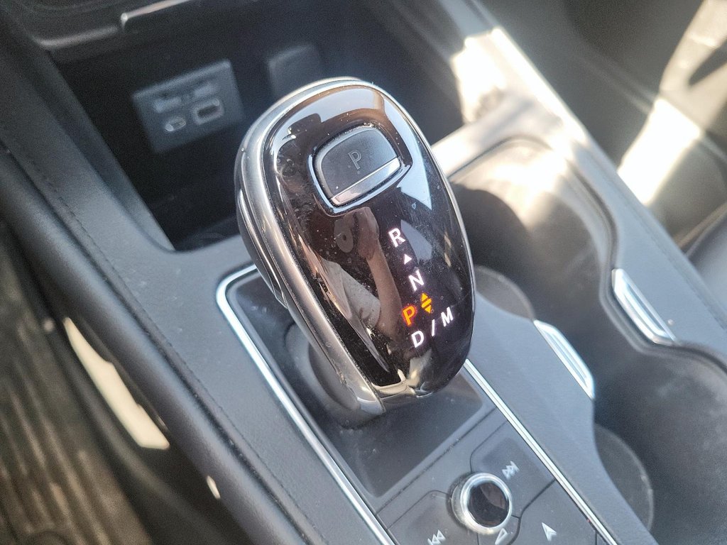 2021 Cadillac XT4 Premium Luxury AWD in Brantford, Ontario - 14 - w1024h768px