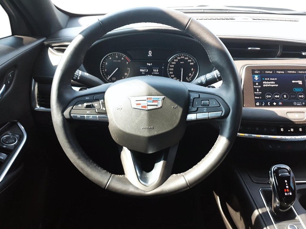 2022 Cadillac XT4 Luxury AWD in Brantford, Ontario - 11 - w1024h768px