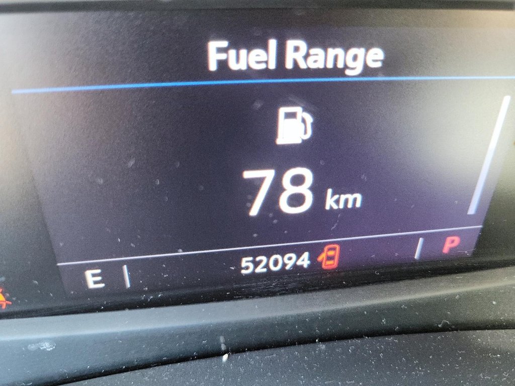 2022 Cadillac XT4 Luxury FWD in Brantford, Ontario - 12 - w1024h768px