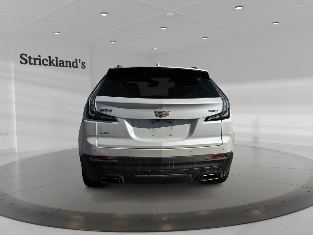 2023 Cadillac XT4 Sport AWD in Brantford, Ontario - 3 - w1024h768px