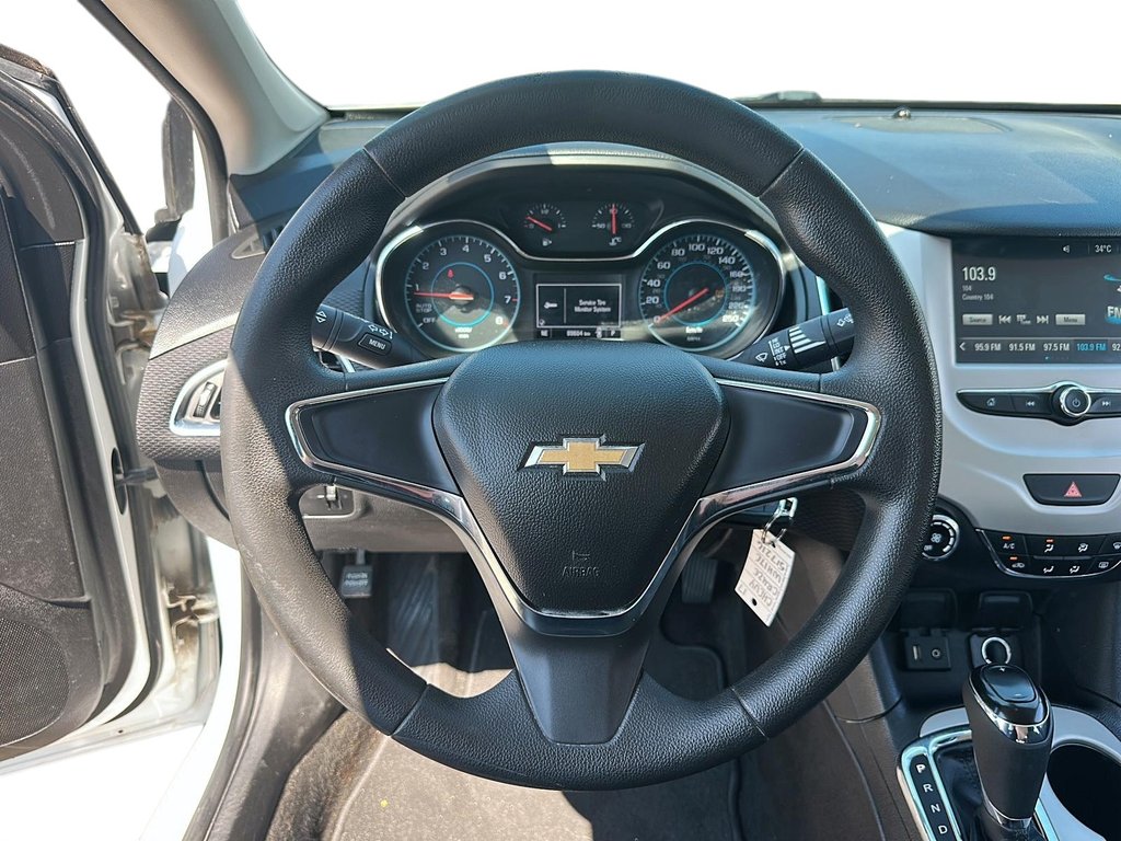 2023 Cadillac XT4 Premium Luxury AWD in Brantford, Ontario - 10 - w1024h768px