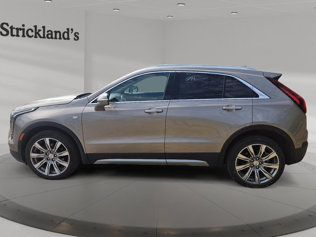 2023 Cadillac XT4 Premium Luxury AWD in Brantford, Ontario - 5 - w1024h768px