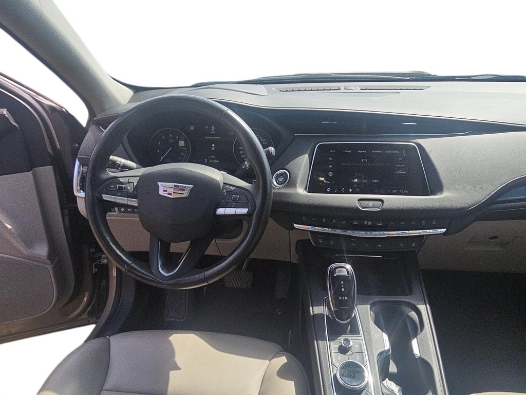 2023 Cadillac XT4 Premium Luxury AWD in Brantford, Ontario - 9 - w1024h768px