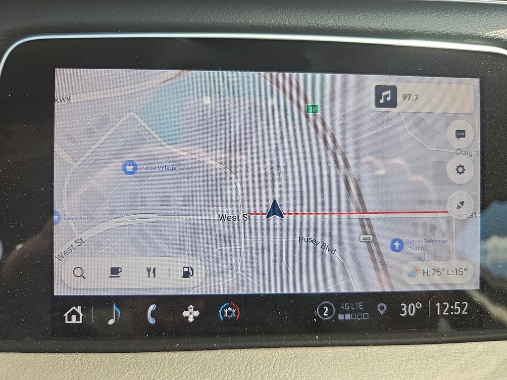 2023 Cadillac XT4 Premium Luxury AWD in Brantford, Ontario - 18 - w1024h768px