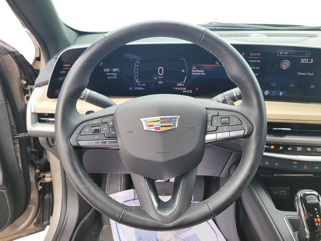 2024 Cadillac XT4 AWD 4dr Premium Luxury in Brantford, Ontario - 11 - w1024h768px