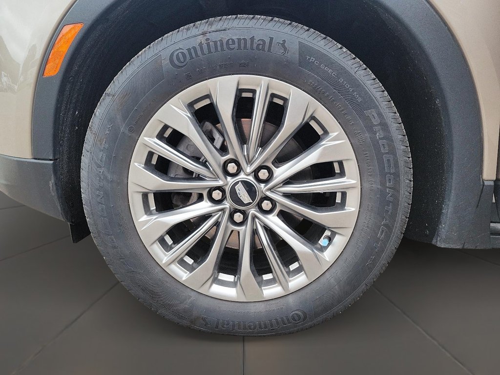 2024 Cadillac XT4 AWD 4dr Premium Luxury in Brantford, Ontario - 7 - w1024h768px