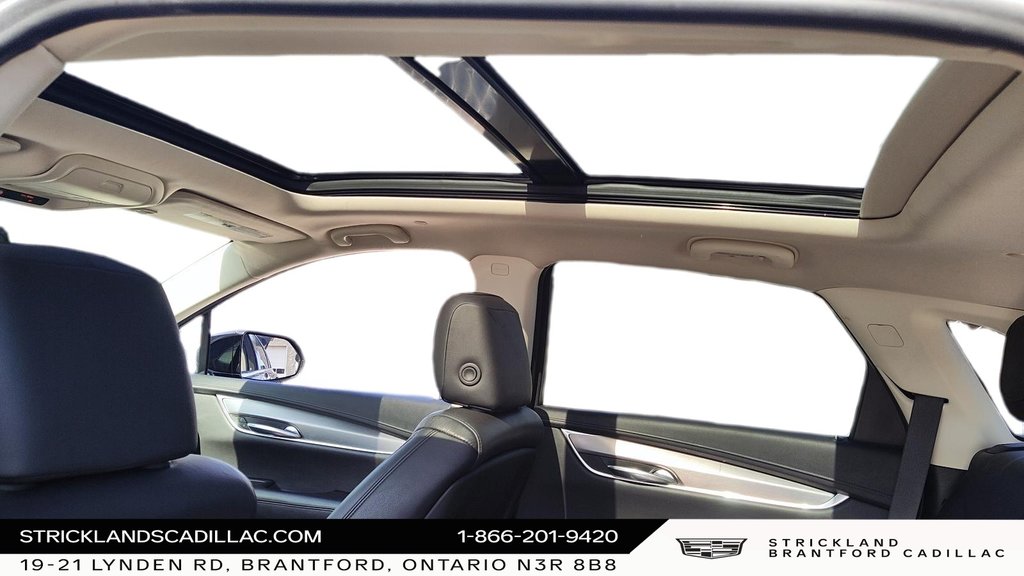 2019  XT5 AWD Luxury in Brantford, Ontario - 18 - w1024h768px