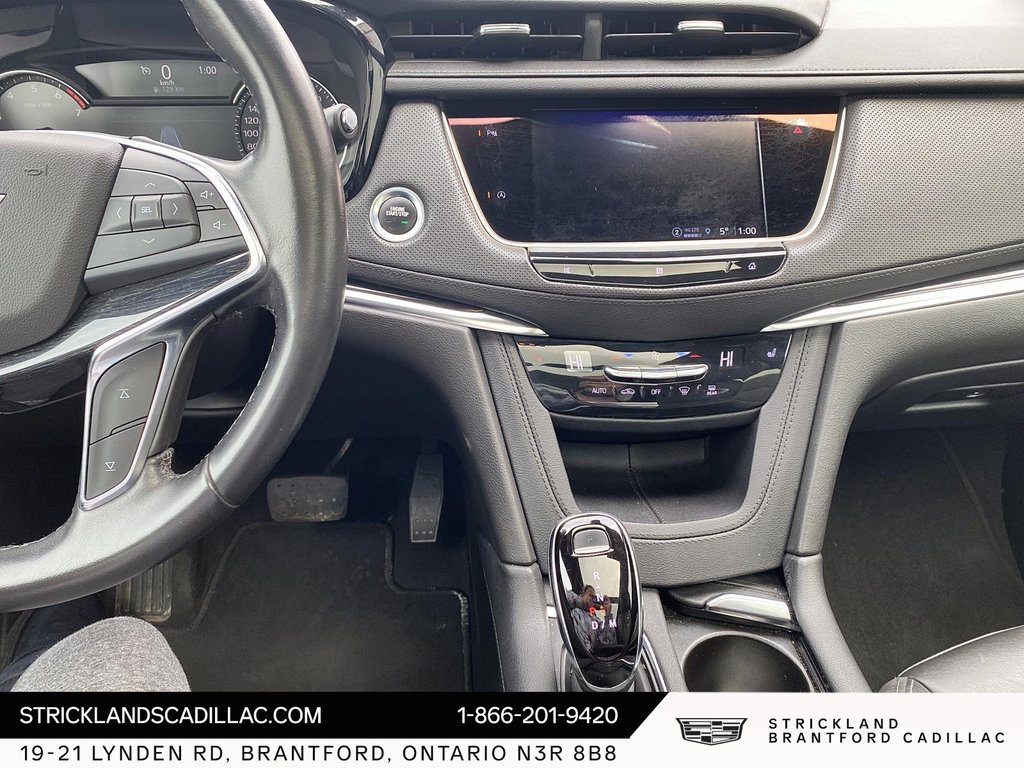 2021  XT5 Premium Luxury AWD in Stratford, Ontario - 14 - w1024h768px