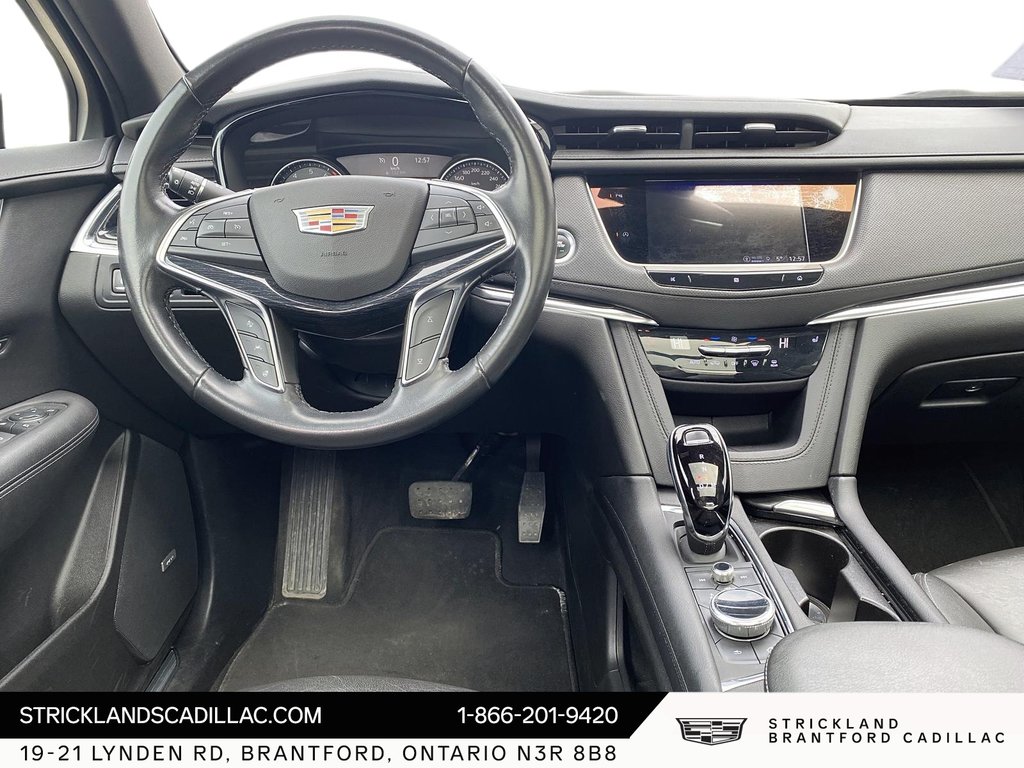 2021  XT5 Premium Luxury AWD in Stratford, Ontario - 10 - w1024h768px