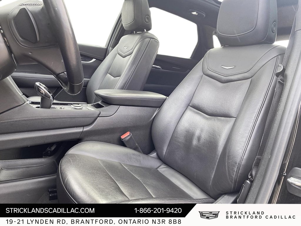 2021  XT5 Premium Luxury AWD in Stratford, Ontario - 8 - w1024h768px