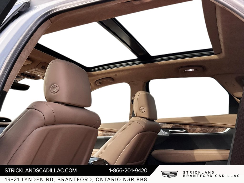 2024  XT5 AWD 4dr Premium Luxury in Stratford, Ontario - 16 - w1024h768px