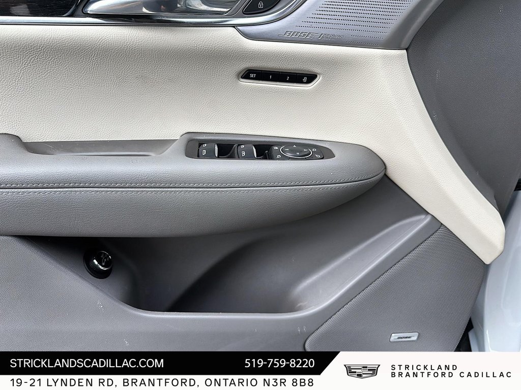 2023 Cadillac XT6 Premium Luxury AWD in Brantford, Ontario - 10 - w1024h768px