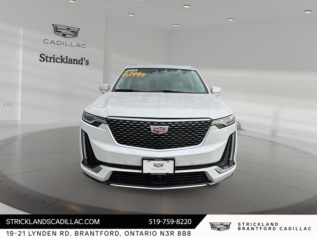 2023 Cadillac XT6 Premium Luxury AWD in Brantford, Ontario - 2 - w1024h768px