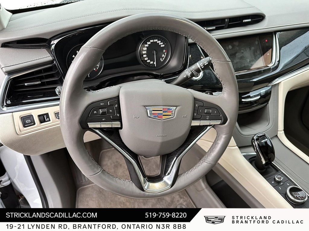 2023 Cadillac XT6 Premium Luxury AWD in Brantford, Ontario - 11 - w1024h768px