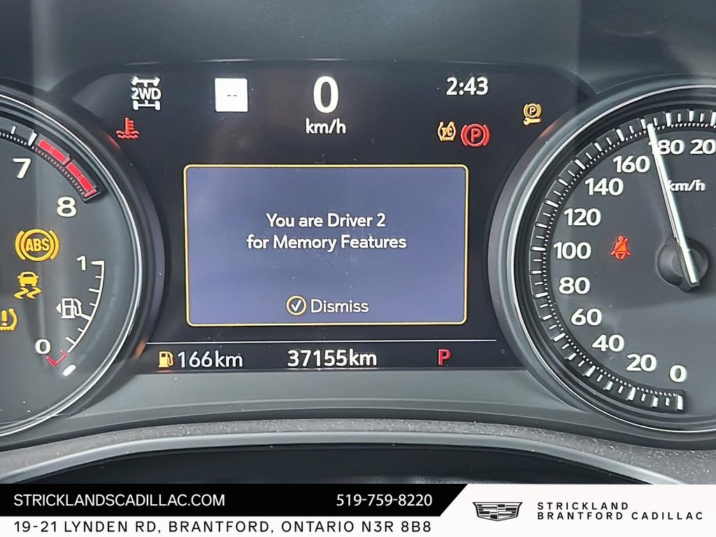 2023 Cadillac XT6 Premium Luxury AWD in Brantford, Ontario - 12 - w1024h768px