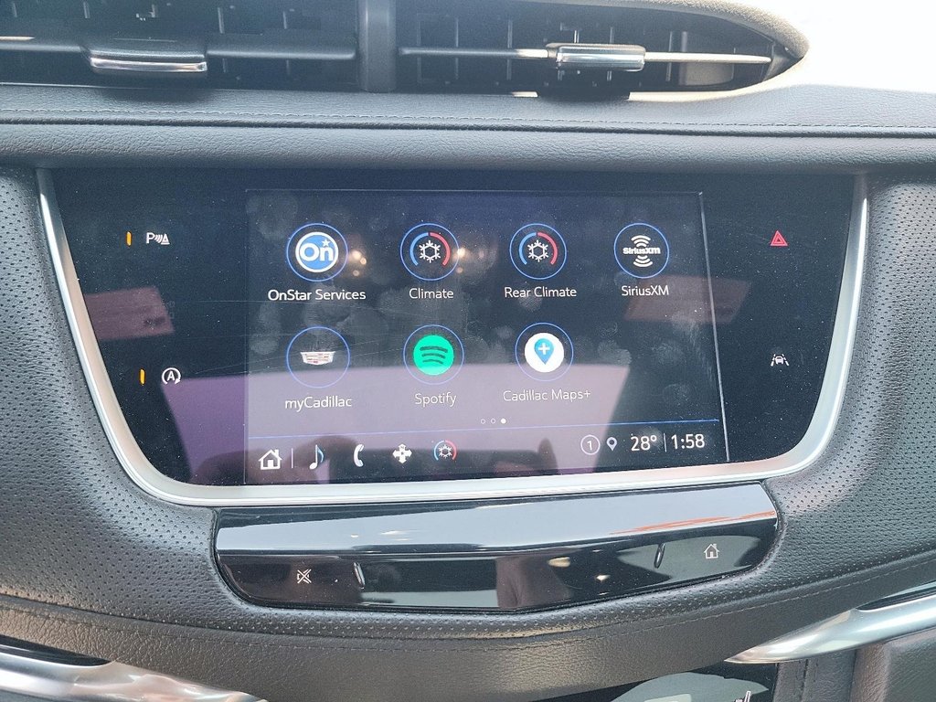 2023 Cadillac XT6 Luxury AWD in Brantford, Ontario - 18 - w1024h768px