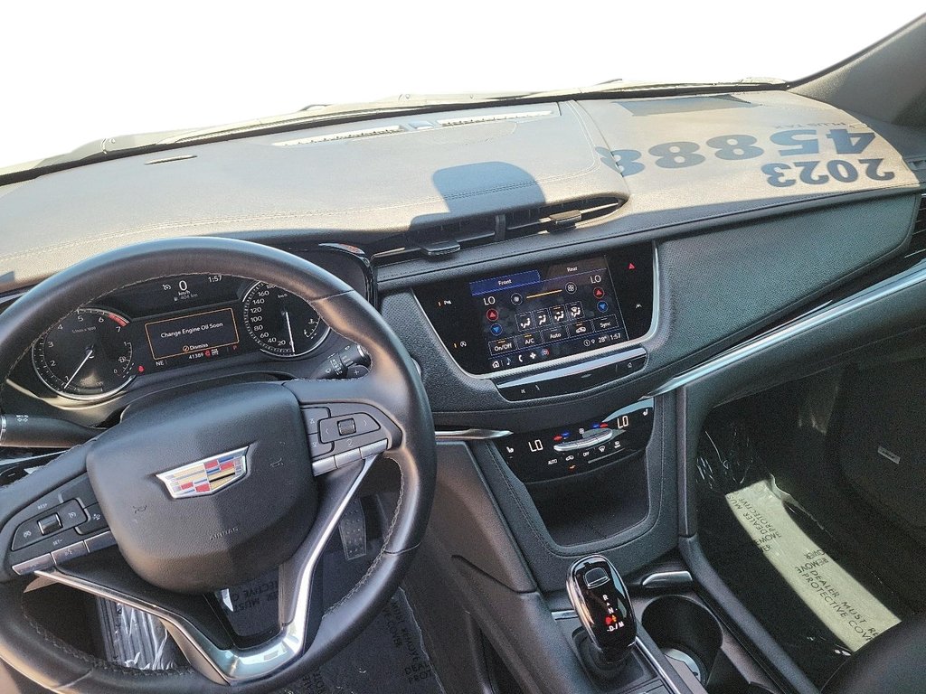 2023 Cadillac XT6 Luxury AWD in Brantford, Ontario - 13 - w1024h768px