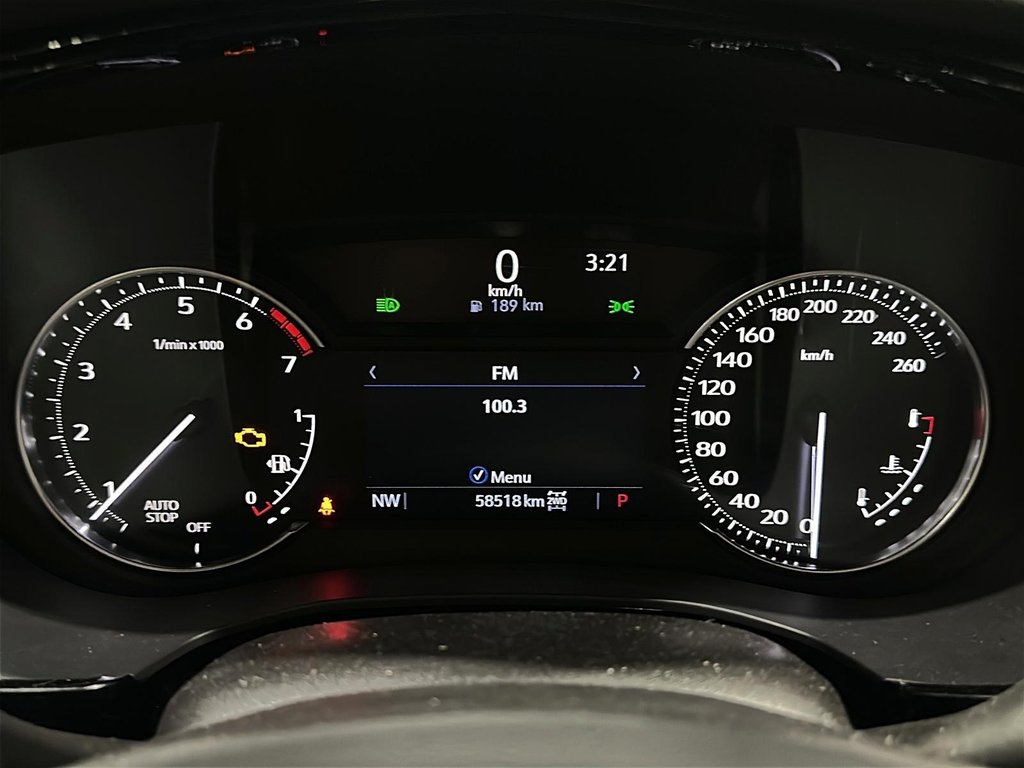 2024 Cadillac XT6 AWD 4dr Luxury in Stratford, Ontario - 13 - w1024h768px