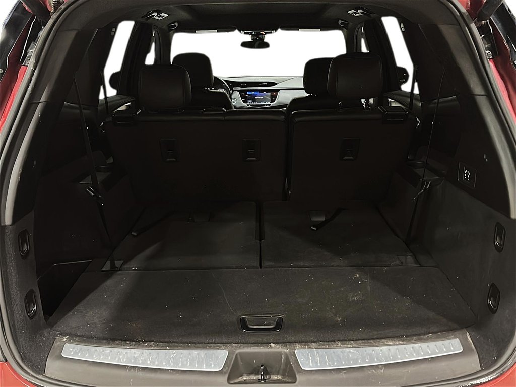 2024 Cadillac XT6 AWD 4dr Luxury in Stratford, Ontario - 6 - w1024h768px