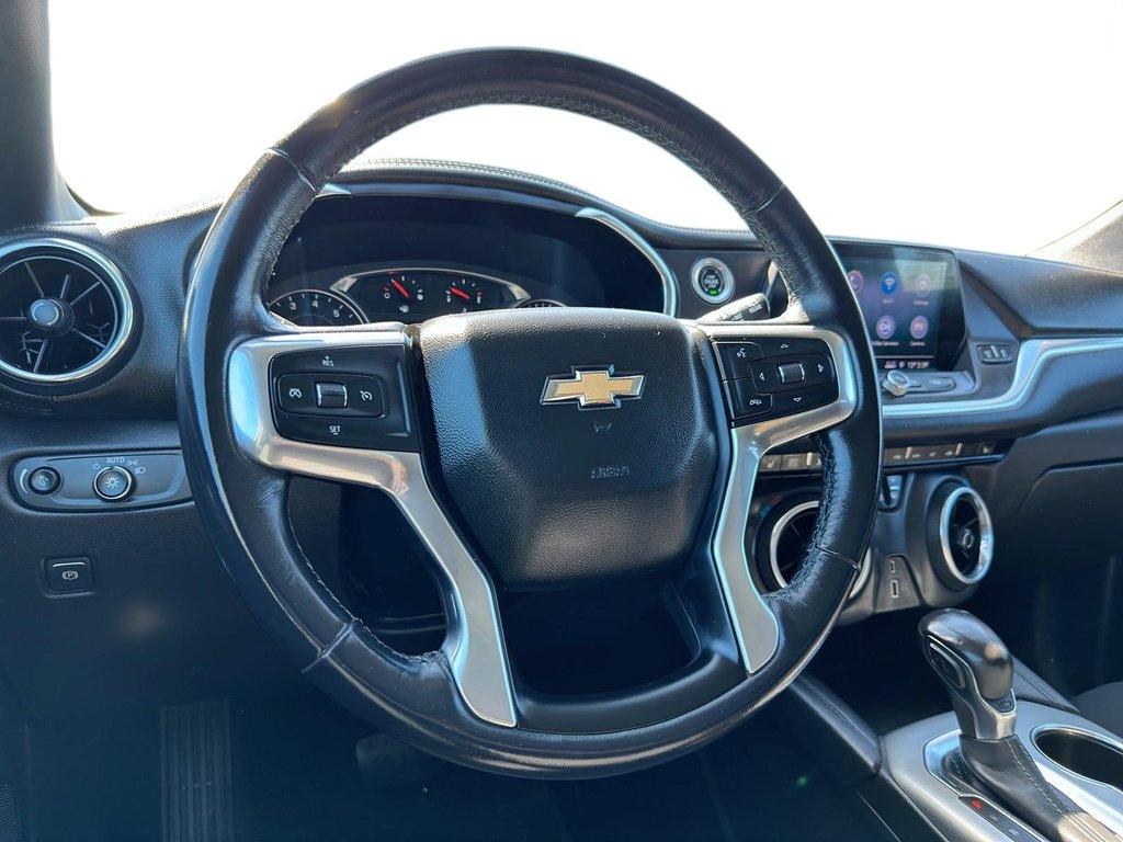 2019  Blazer 3.6 AWD in Brantford, Ontario - 9 - w1024h768px