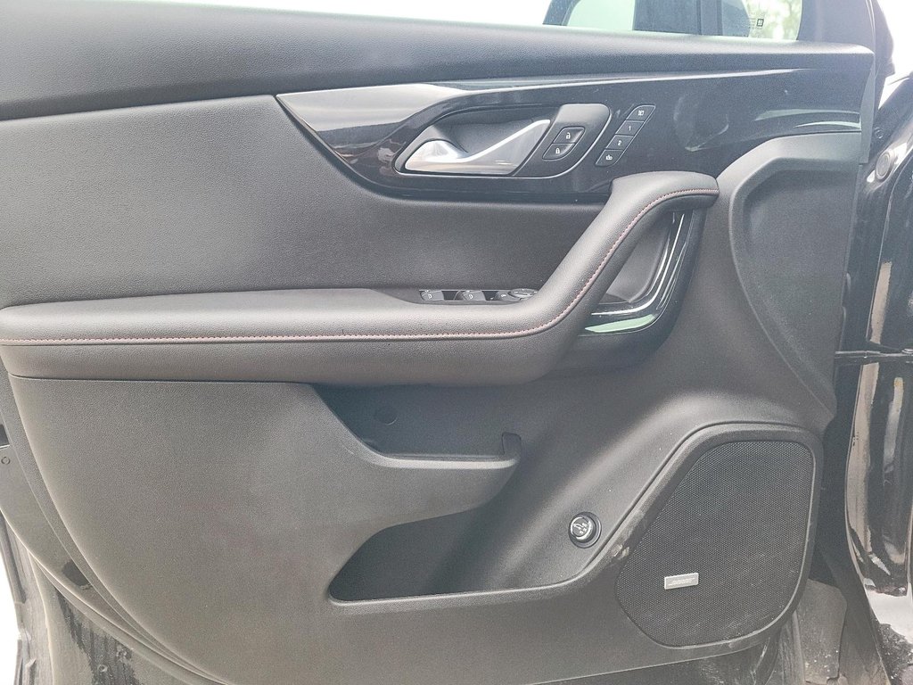 2025 Chevrolet Blazer RS AWD in Brantford, Ontario - 10 - w1024h768px