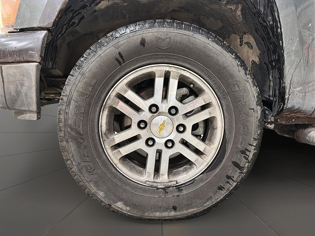 2011 Chevrolet Colorado Crew Cab 4WD 1SD in Brantford, Ontario - 7 - w1024h768px