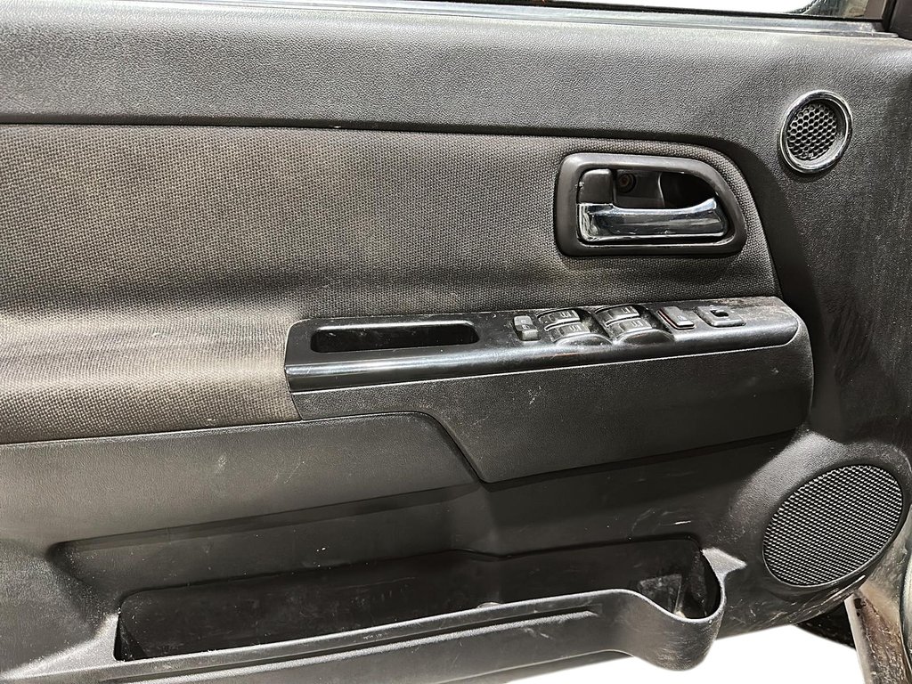 2011 Chevrolet Colorado Crew Cab 4WD 1SD in Brantford, Ontario - 10 - w1024h768px