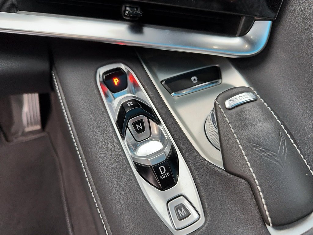2024 Chevrolet Corvette Stingray Coupe 1LT in Brantford, Ontario - 15 - w1024h768px