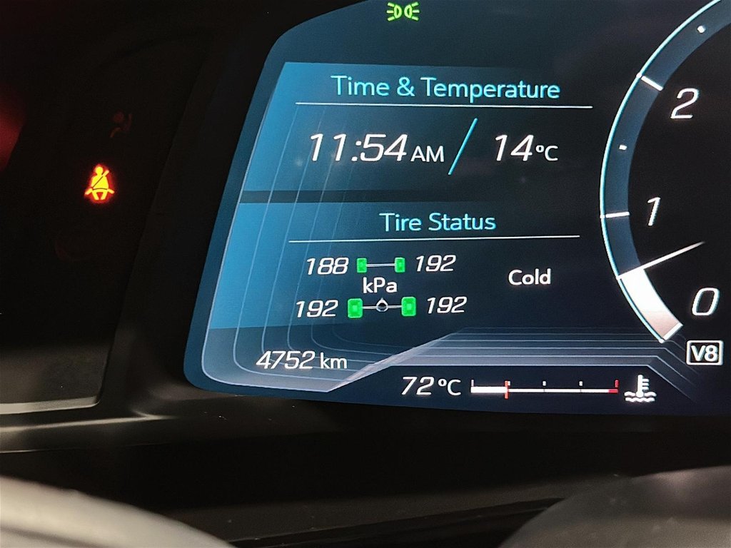 2025 Chevrolet Corvette Stingray Coupe 1LT in Brantford, Ontario - 12 - w1024h768px