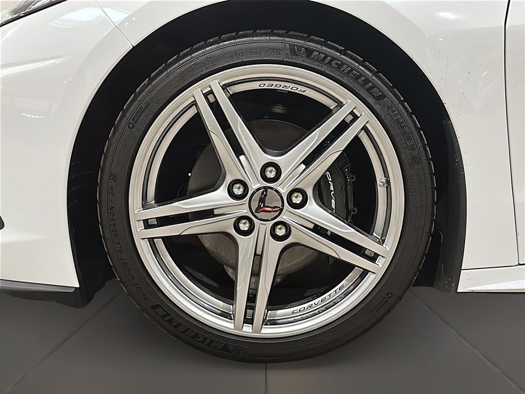 2026 Chevrolet Corvette Stingray Coupe 1LT in Brantford, Ontario - 8 - w1024h768px