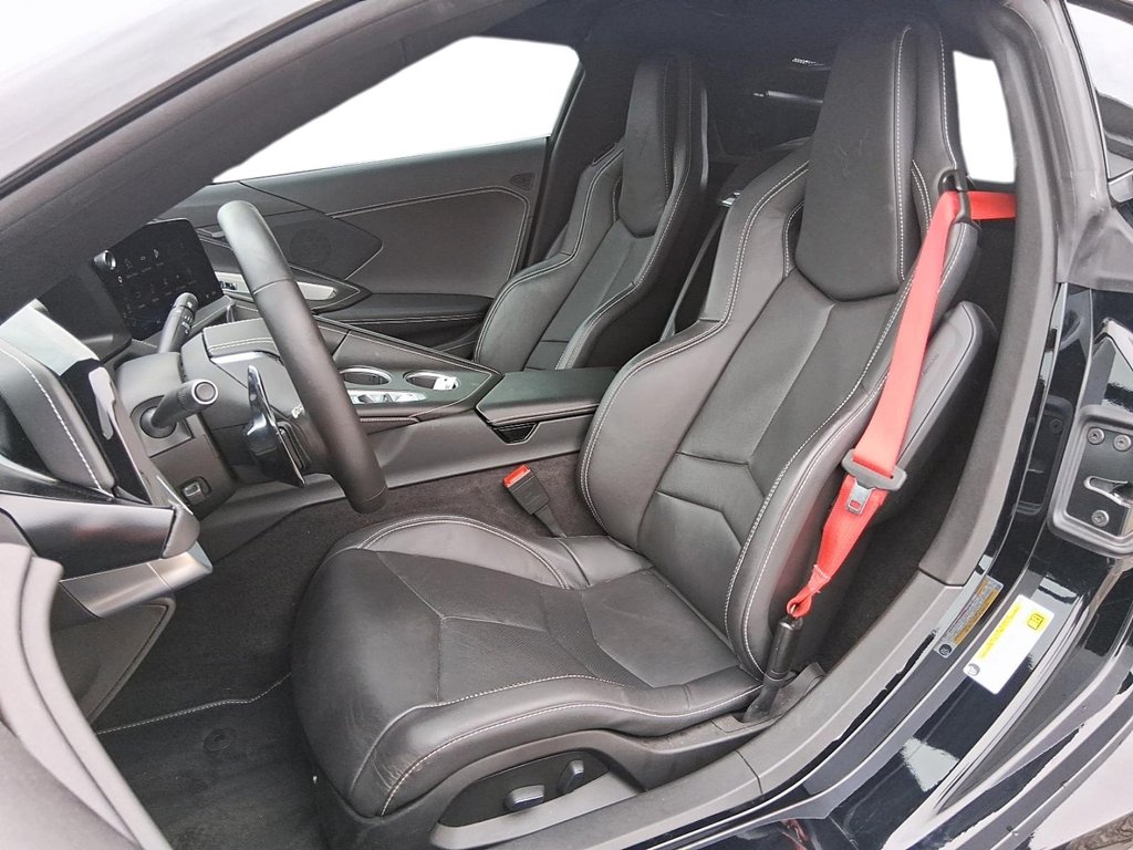 2026 Chevrolet Corvette Stingray Coupe 1LT in Brantford, Ontario - 9 - w1024h768px