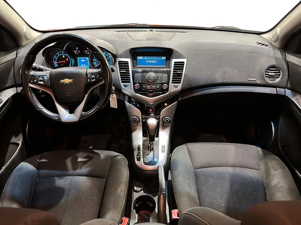 2011 Chevrolet Cruze LT Turbo in Brantford, Ontario - 9 - w1024h768px