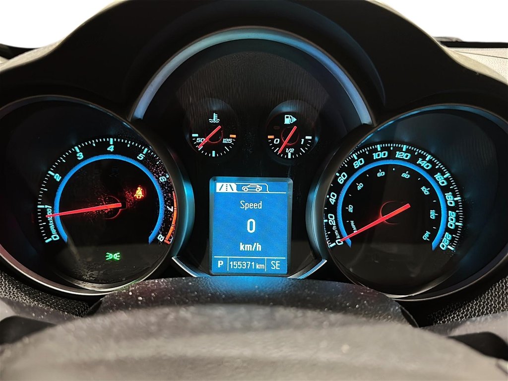 2014 Chevrolet Cruze 2LT in Brantford, Ontario - 13 - w1024h768px